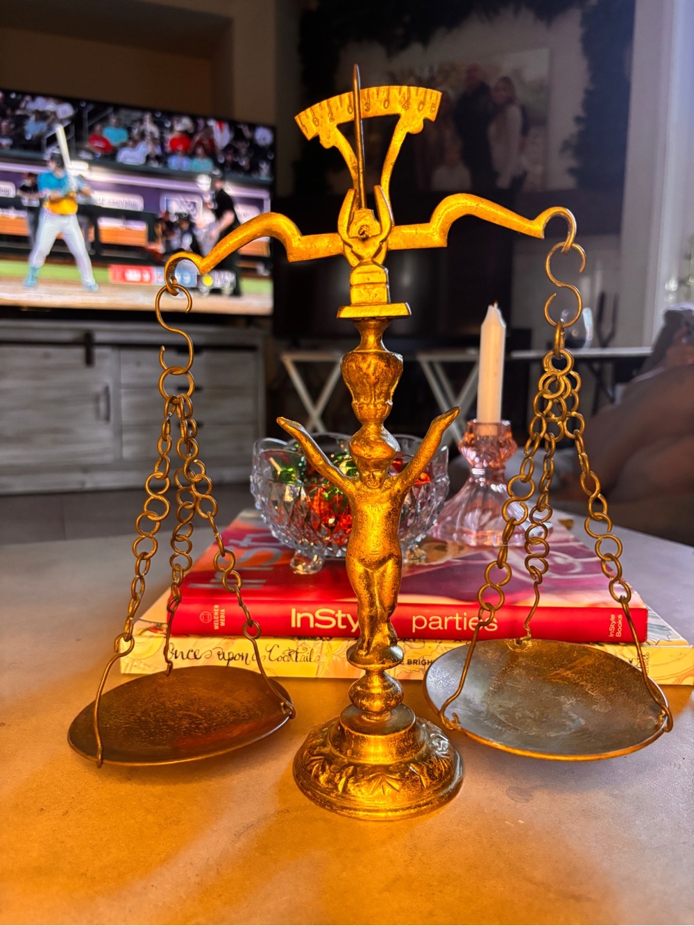 Antique-Style Gold Decorative Balance Scale Accent for Home Dining